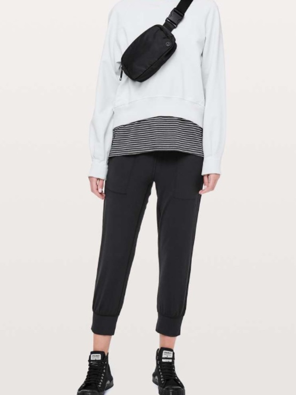 PRICE DROP Lululemon Black Align Joggers Cropped 23 Size 6